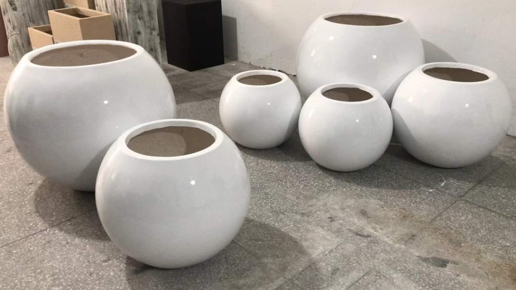polforafibersaksi-1024x576 Bahçenizi Sanat Eseri Gibi Gösterecek Fiberglass Saksı Tasarımları